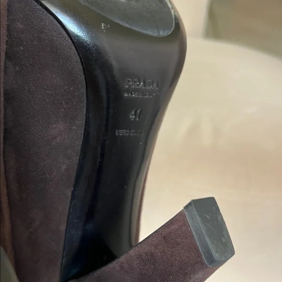 Prada Women's Black and Brown Heels